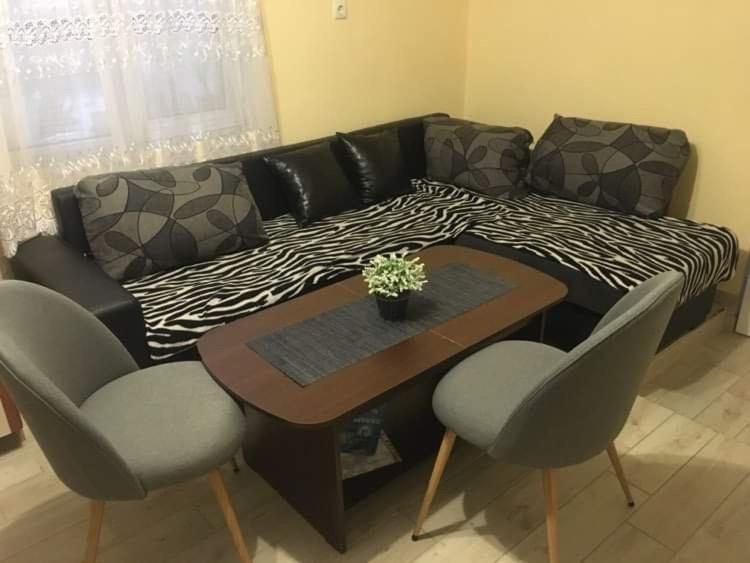 Ferienwohnung Къща Ивона Saparewa Banja Exterior foto